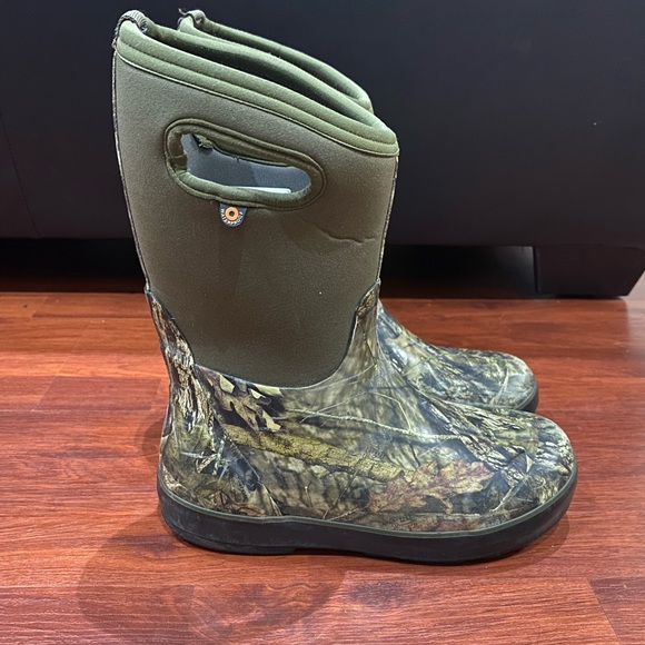 Bogs Mossy Oak Camouflage Winter Boots Youth Size 7 Waterproof & WARM -30F/-34C - Picture 5 of 11